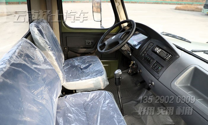 4*2東風(fēng)長(zhǎng)頭卡車底盤(pán),專用車底盤(pán),210馬力貨車底盤(pán),東風(fēng)尖頭底盤(pán),底盤(pán)定制改裝